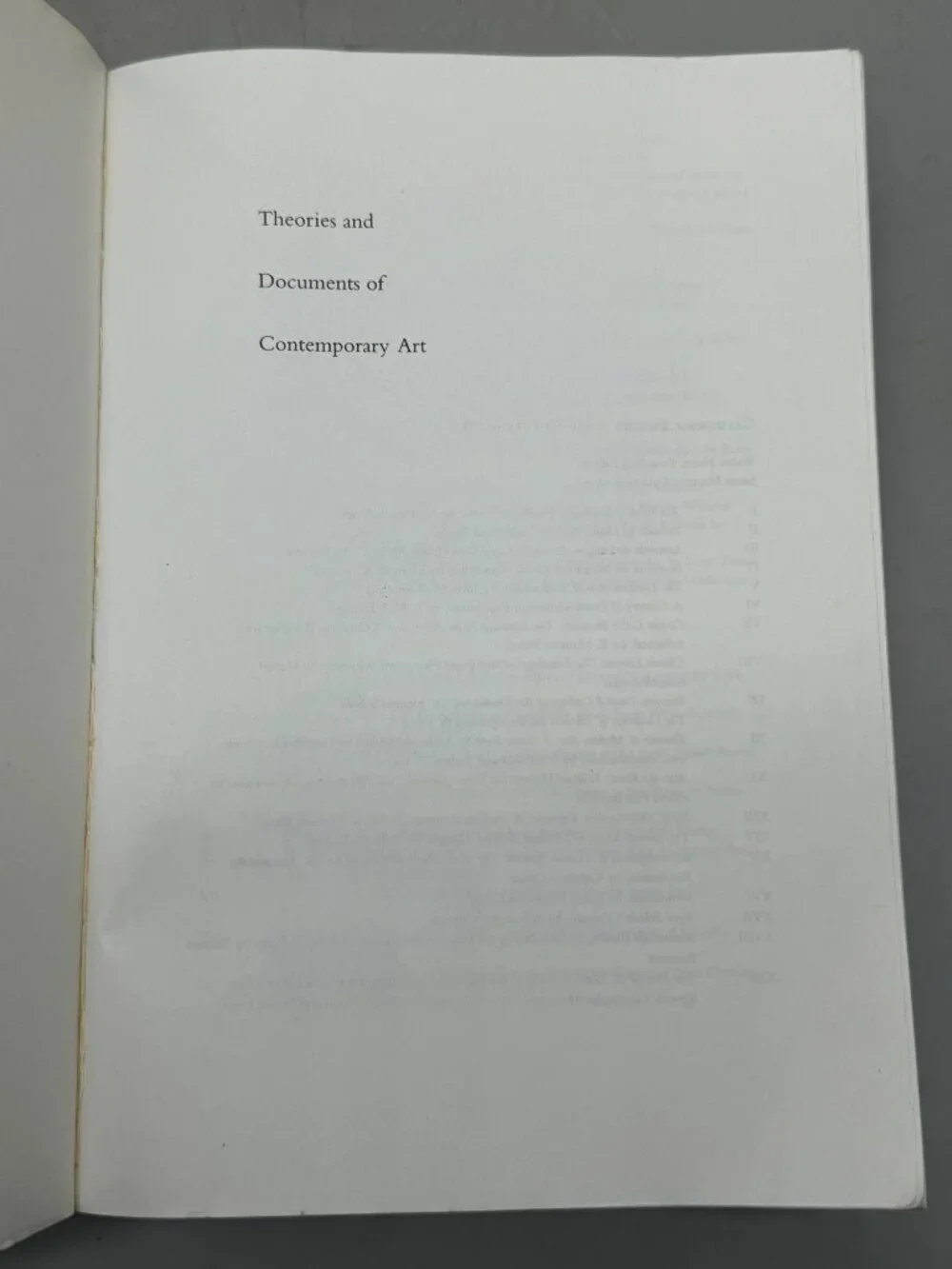 Living While Black & Theories And Documents Of Contemporary Art Books 1996 Engli